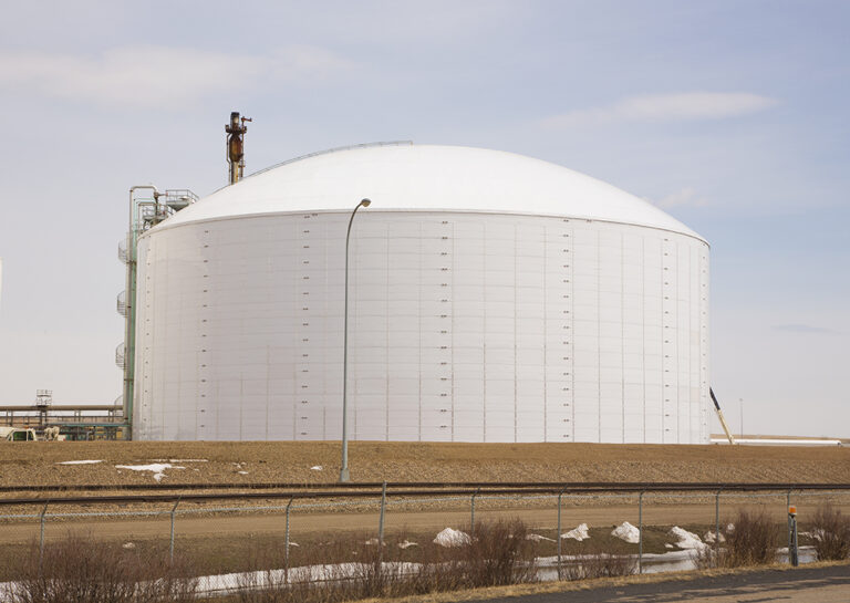 5 THINGS FIELD ERECTED TANKS ARE & ARE NOT - Anhydrous ammonia tank