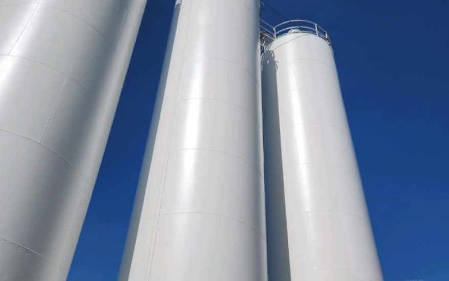 Painted-silos.jpg Painted-silos.jpg